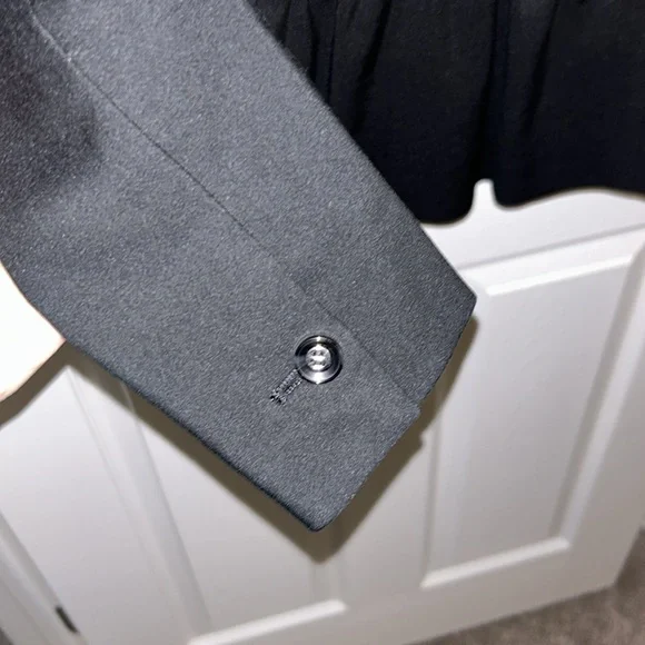 New York & Company Women’s fitted blazer - Picture 5 of 5